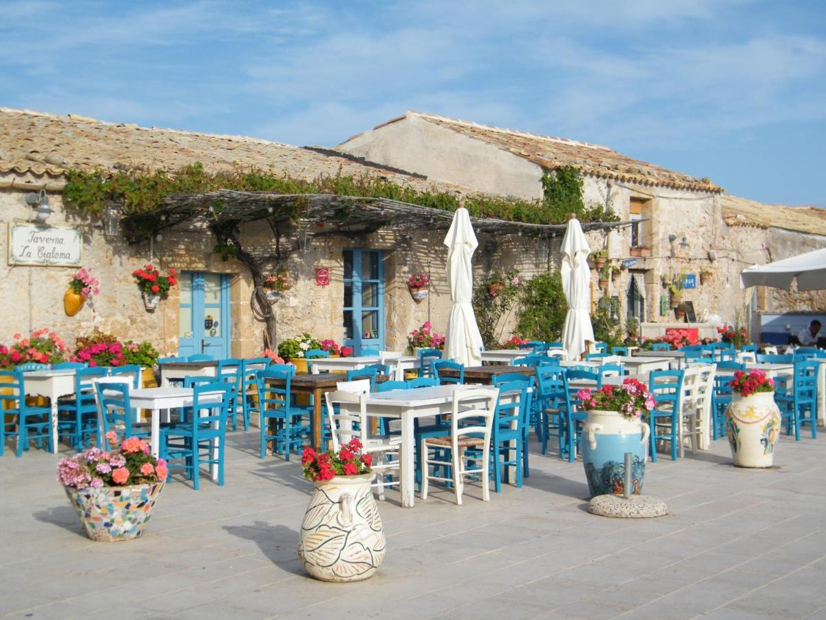 Villa Floyd Charming Rooms B&B Pachino Exterior foto